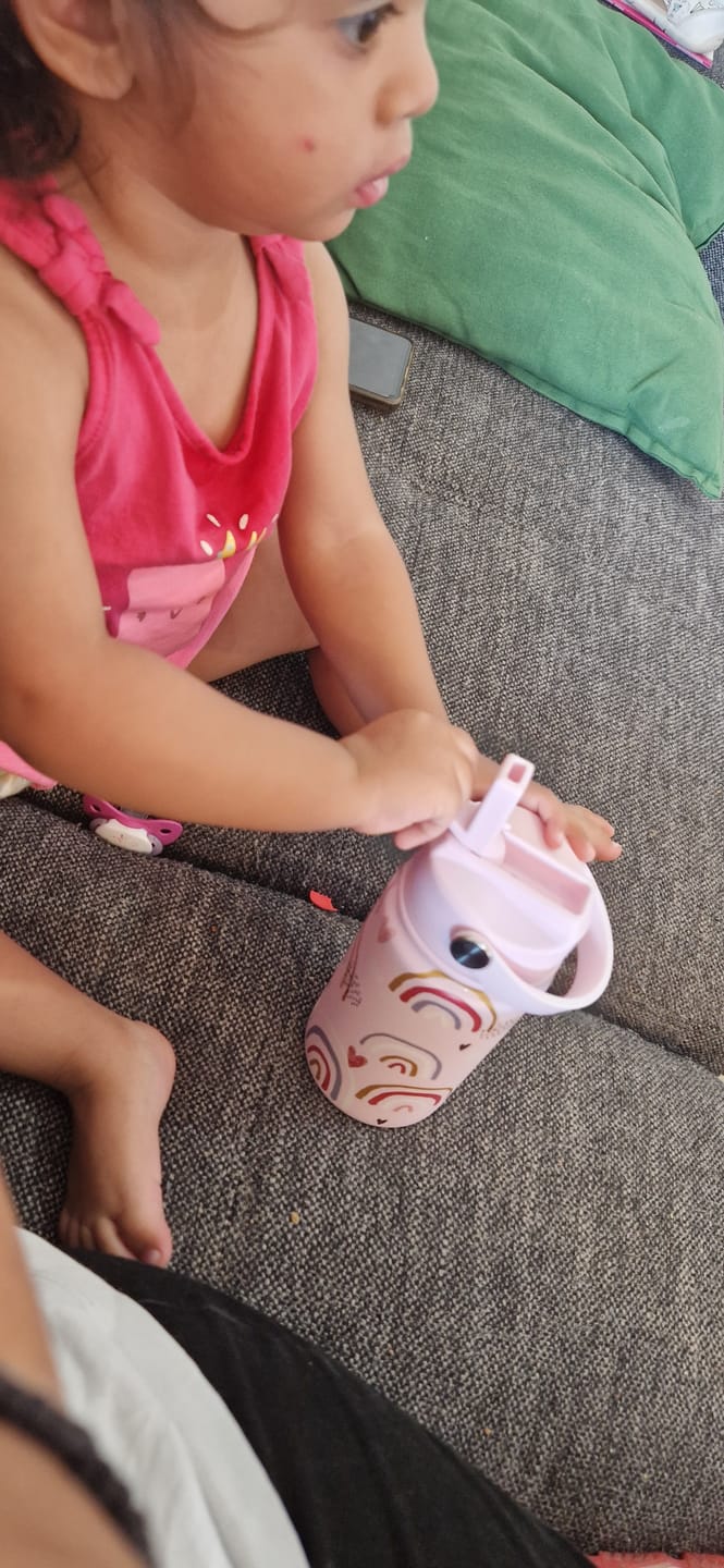 Customer photo review of DOZZE Kids Water Bottle | 355ml