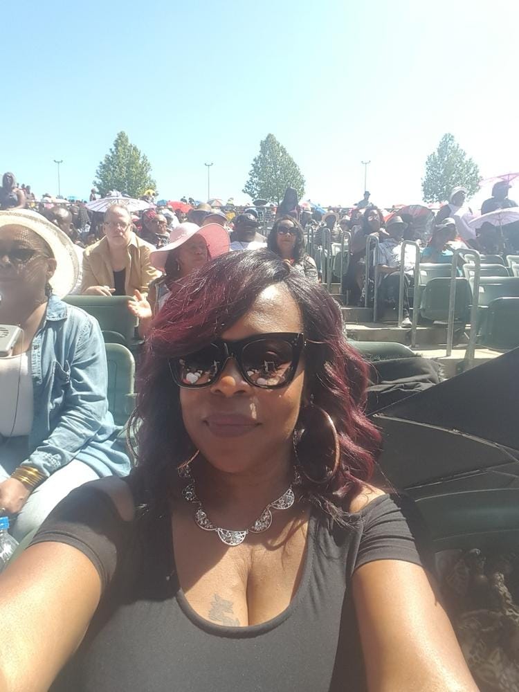 Customer photo review of Freetress Equal Invisible L Part Synthetic Hair Wig - CHASTY