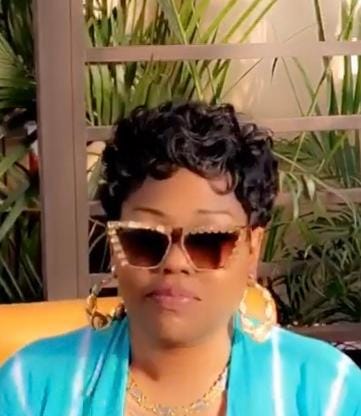 Customer photo review of It's A Wig Synthetic Hair Full Wig - NUNA