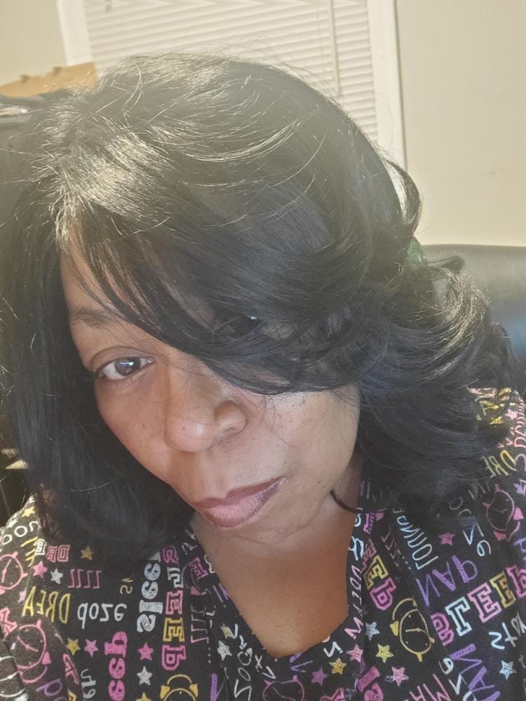 Customer photo review of Outre Synthetic Melted Hairline Deluxe Wide HD Lace Front Wig - ARLISSA