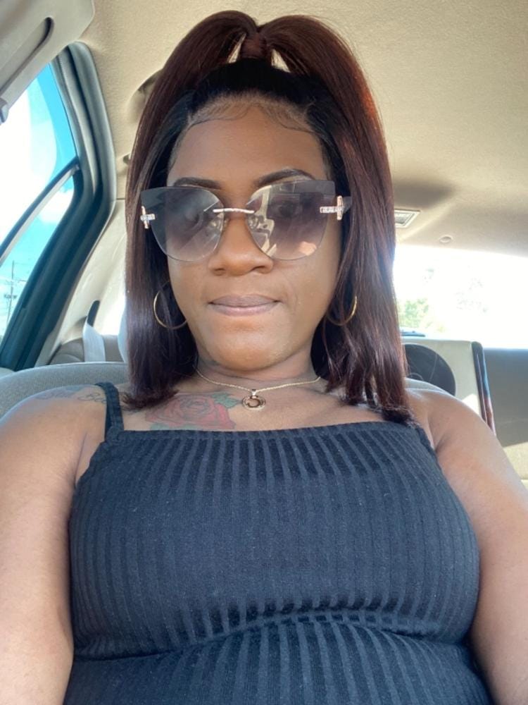 Customer photo review of Outre Synthetic LACE FRONT WIG - PERFECT HAIR LINE 13X4 - JENISSE