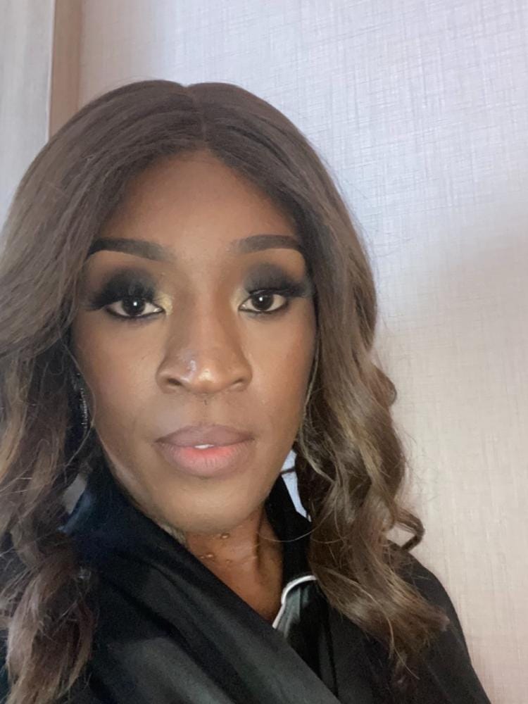 Customer photo review of Sensationnel Butta Lace Synthetic Hair HD Lace Wig - BUTTA UNIT 8
