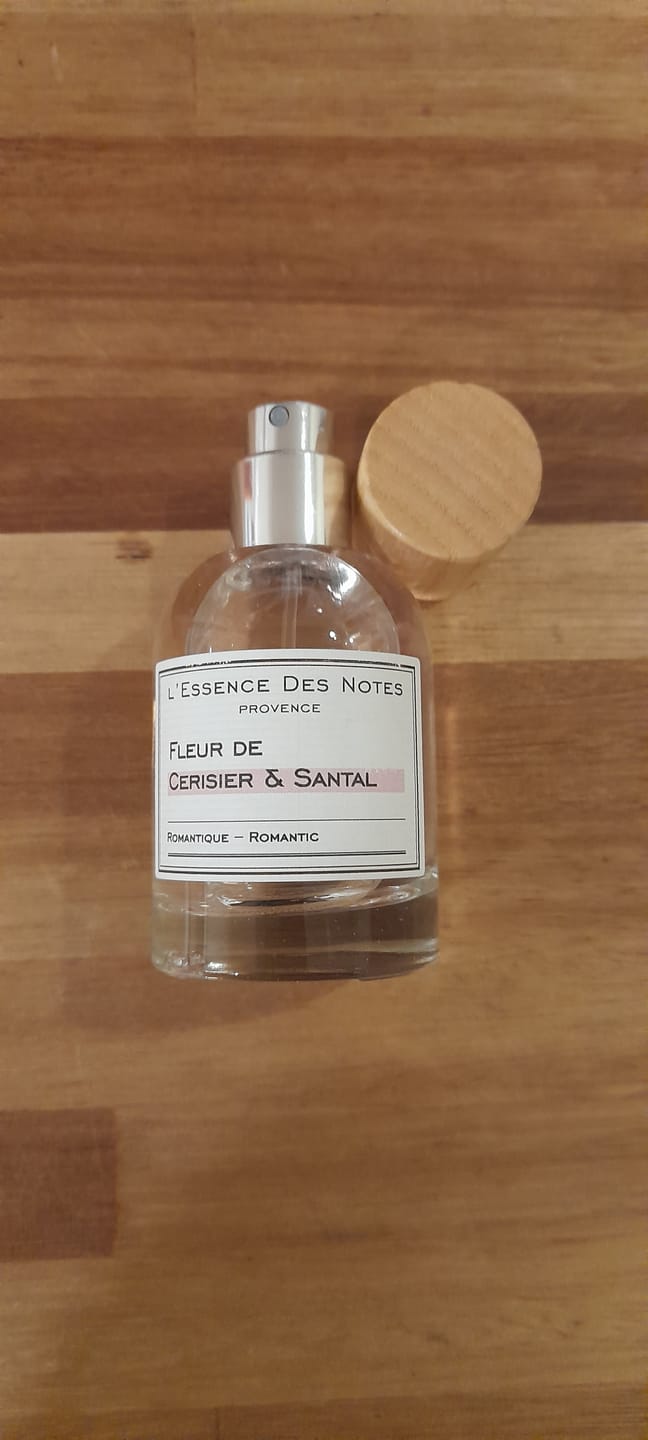 Customer photo review of Fleur de Cerisier & Santal