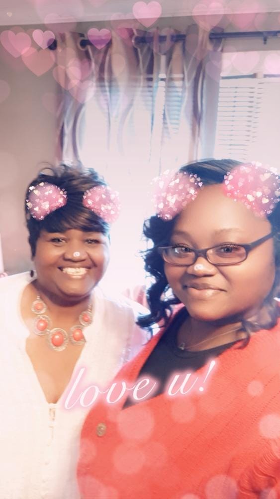 Customer photo review of Freetress Equal Invisible L Part Synthetic Hair Wig - CHASTY