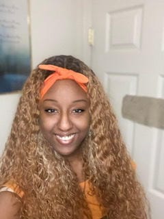 Customer photo review of Outre Synthetic Swiss Lace Front Wig - KALEIA