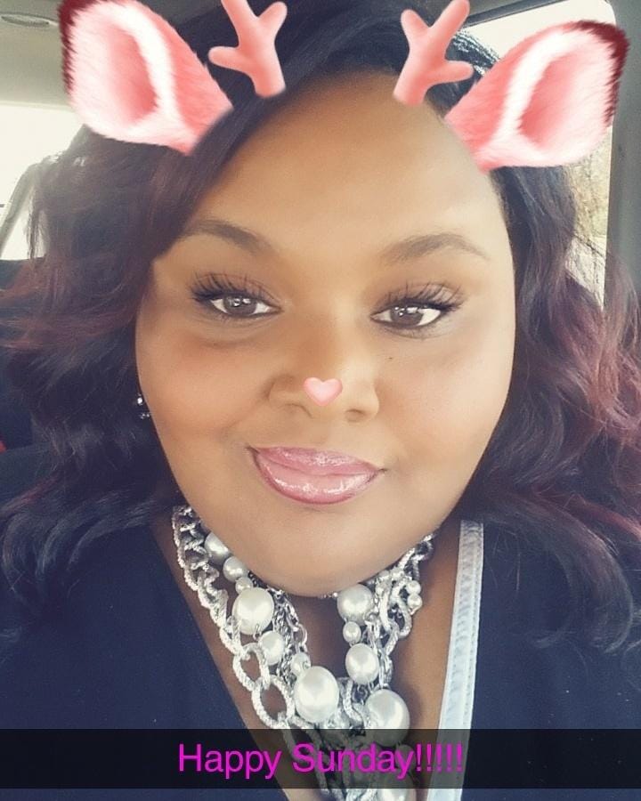 Customer photo review of Freetress Equal Invisible L Part Synthetic Hair Wig - CHASTY