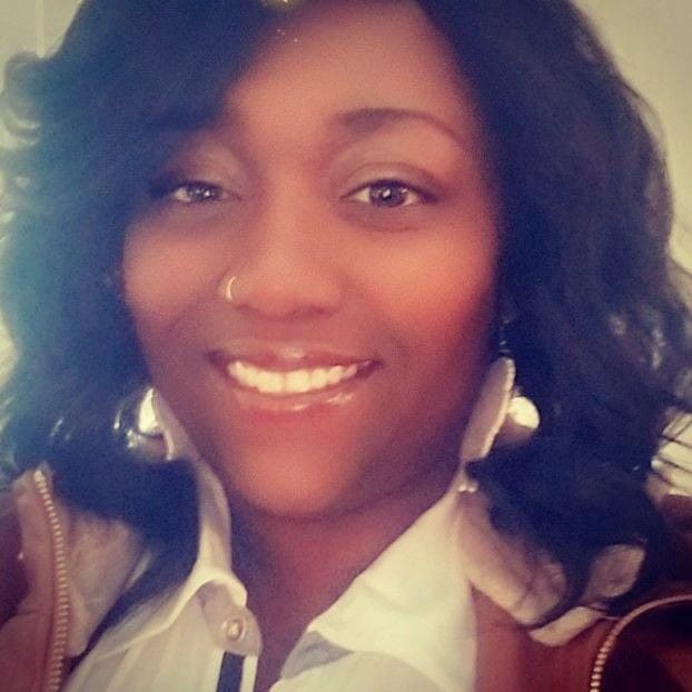 Customer photo review of Freetress Equal Invisible L Part Synthetic Hair Wig - CHASTY