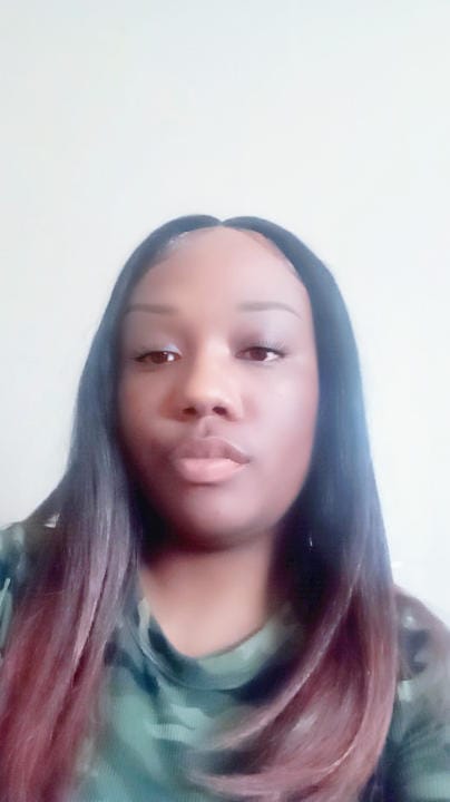 Customer photo review of Sensationnel 360 Butta Lace Glueless Synthetic Pre-Plucked 360 HD Lace All Around Wig - BUTTA 360 UNIT 1