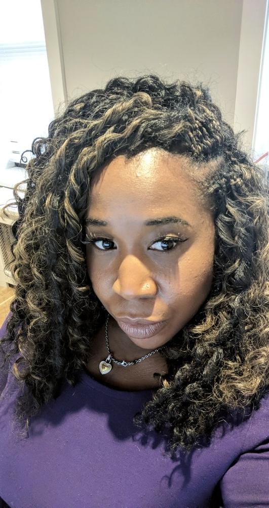 Customer photo review of Freetress Braid/Bulk DEEP TWIST 22"