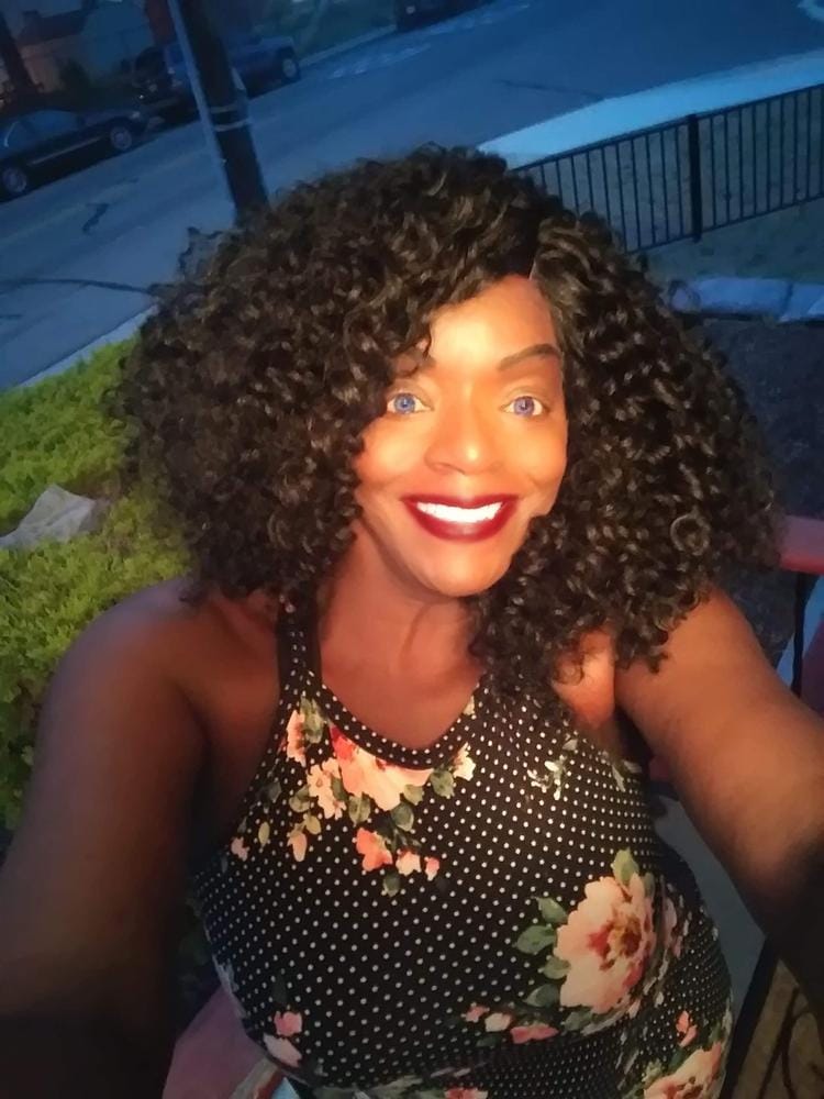 Customer photo review of Sensationnel Empress Curls Kinks & CO Textured Synthetic Lace Front Wig SHOW STOPPER