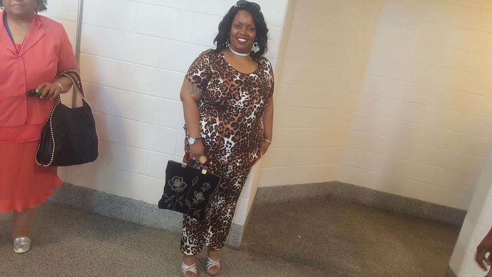 Customer photo review of Freetress Equal Invisible L Part Synthetic Hair Wig - CHASTY