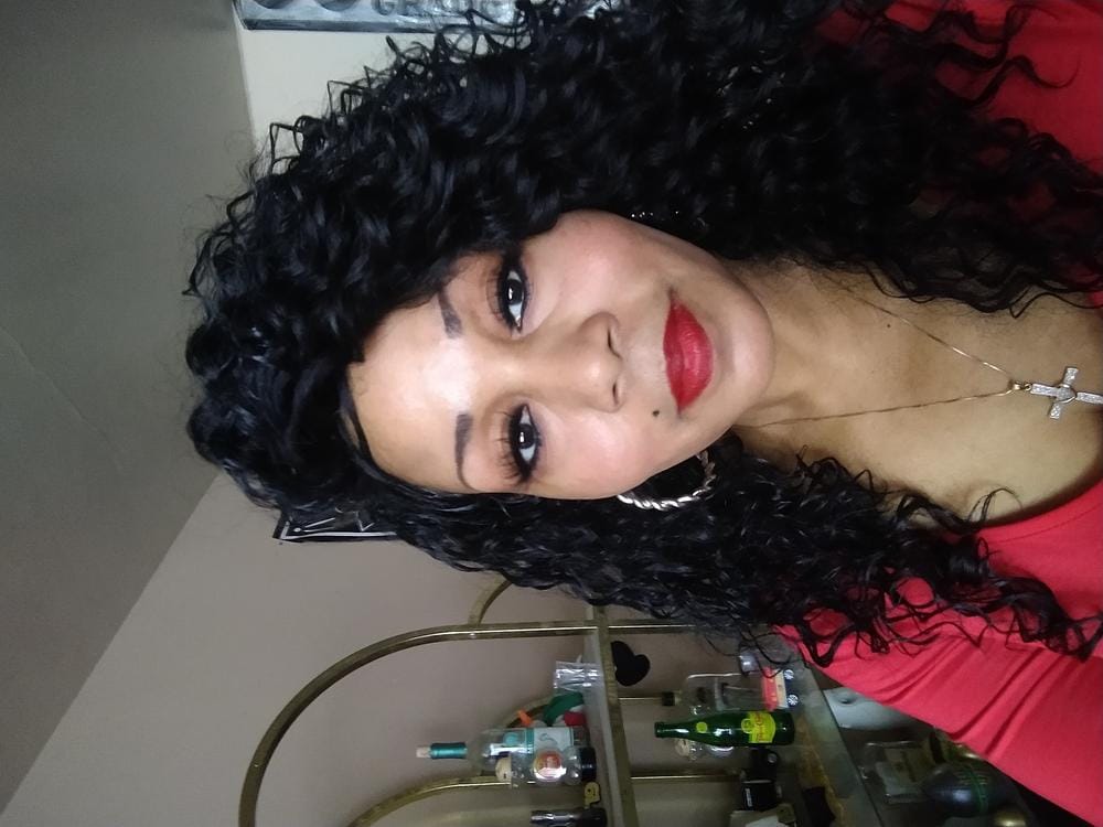 Customer photo review of Bobbi Boss Synthetic African Roots Crochet Braid BRAZILIAN DEEP WAVE 10 Inch