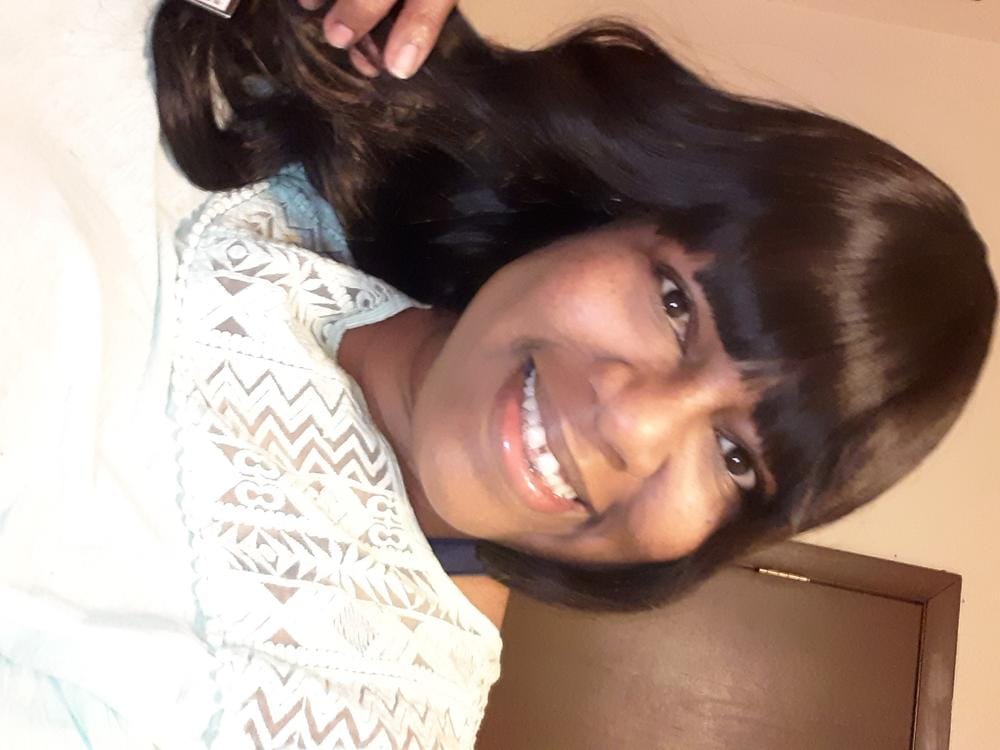 Customer photo review of Zury Sis Synthetic The Dream Wig - DR H APPLE