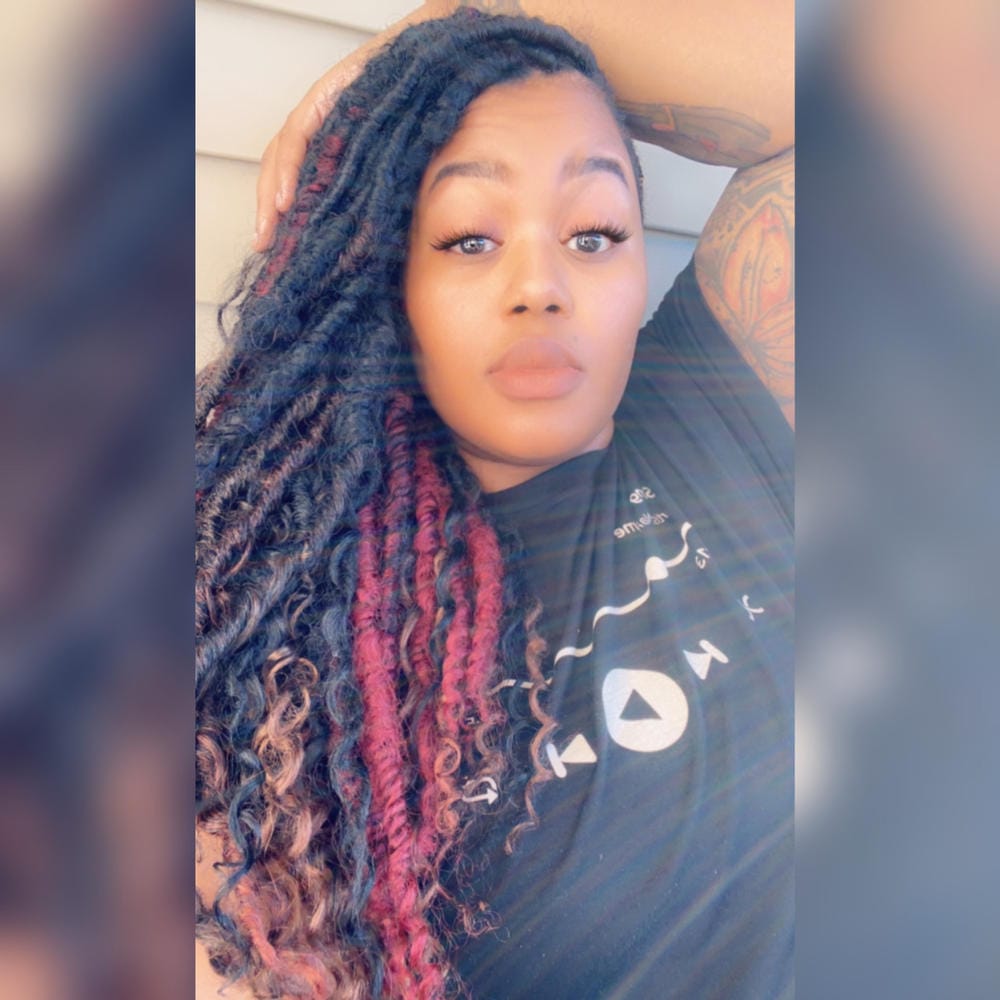 Customer photo review of Freetress Synthetic Crochet Braid - BOHO HIPPIE LOC 20"
