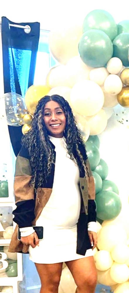 Customer photo review of Sensationnel Dashly Synthetic Hair Lace Front Wig - UNIT 33