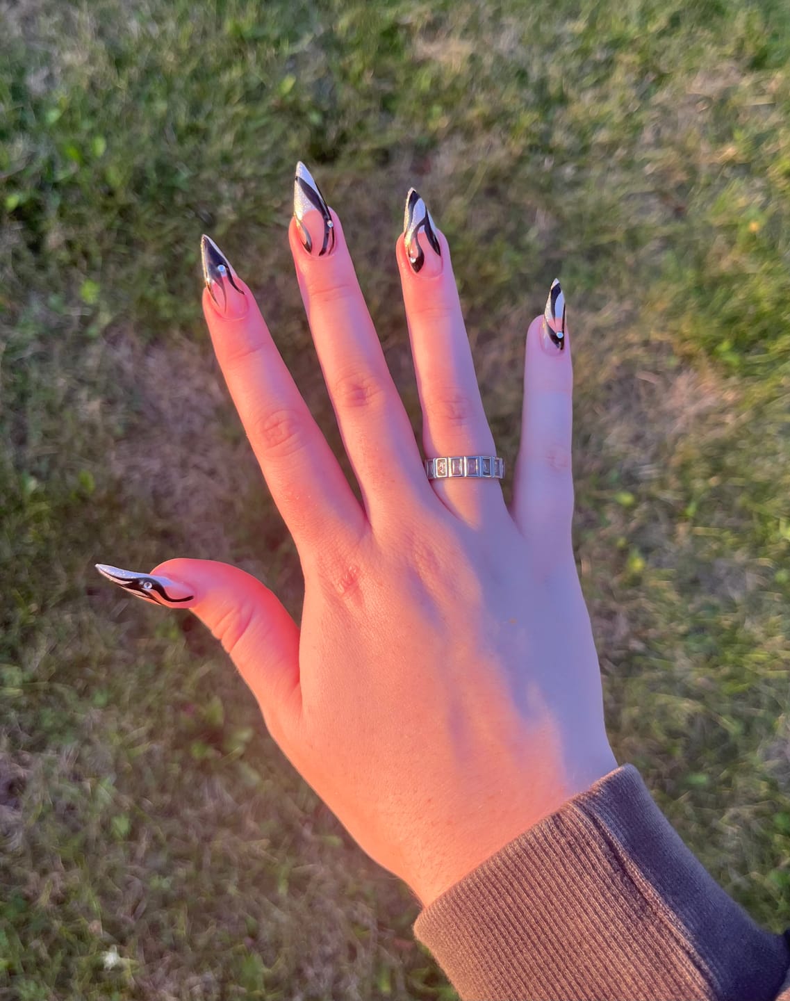 Customer photo review of Diamond Baguette Ring
