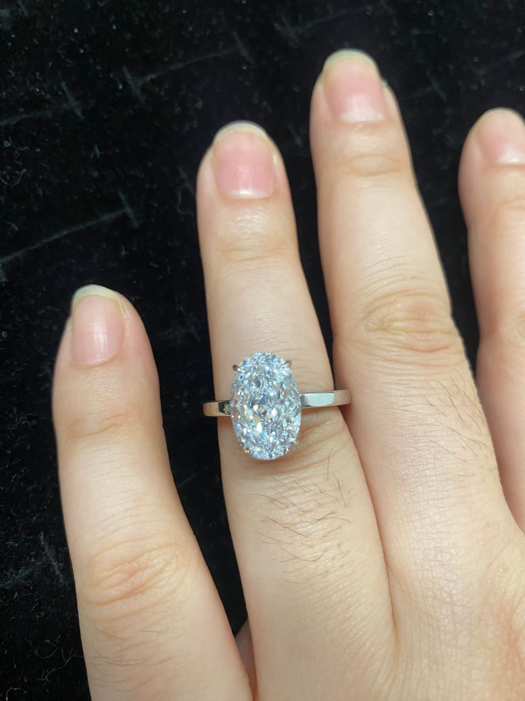 Customer photo review of Louily Luxury 4.0Ct Oval Cut Engagement Ring