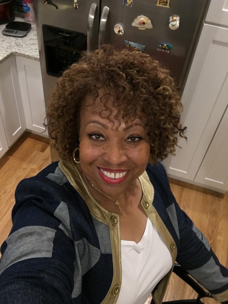 Customer photo review of Its a Wig Puffy