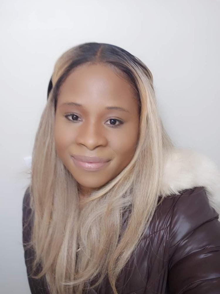 Customer photo review of Outre Soft & Natural Synthetic Lace Front Wig NEESHA 203