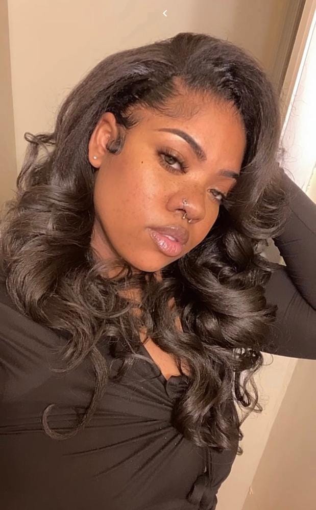 Customer photo review of Outre Quick Weave Synthetic Half Wig - NEESHA H304