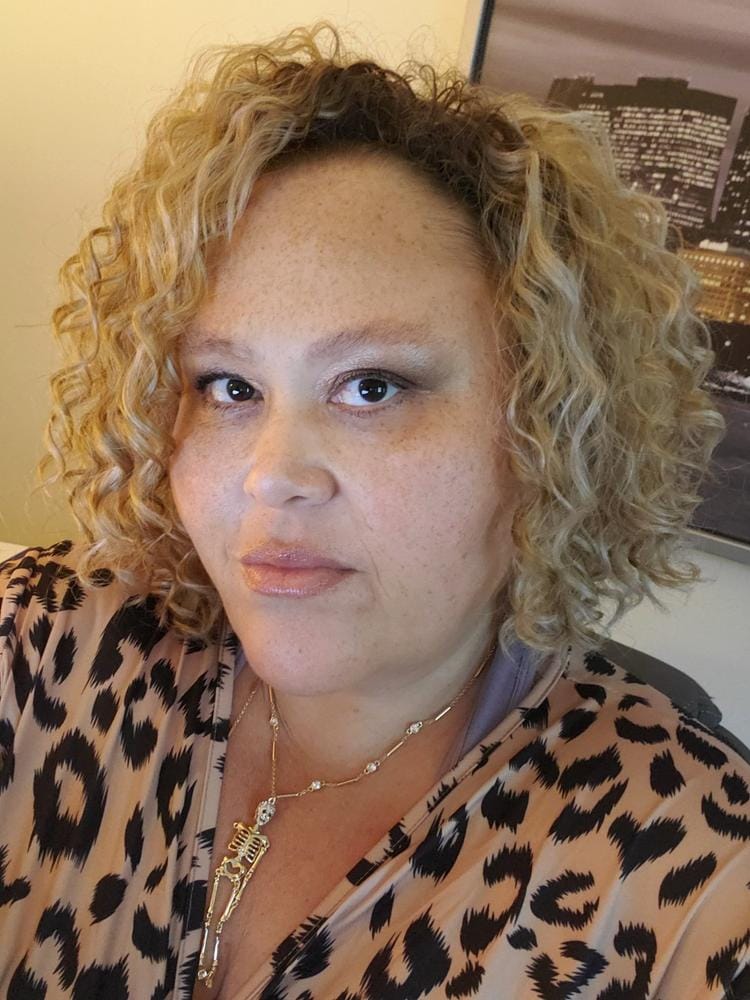 Customer photo review of Outre Premium Synthetic CONVERTI-CAP - TROPICAL TENDRILS