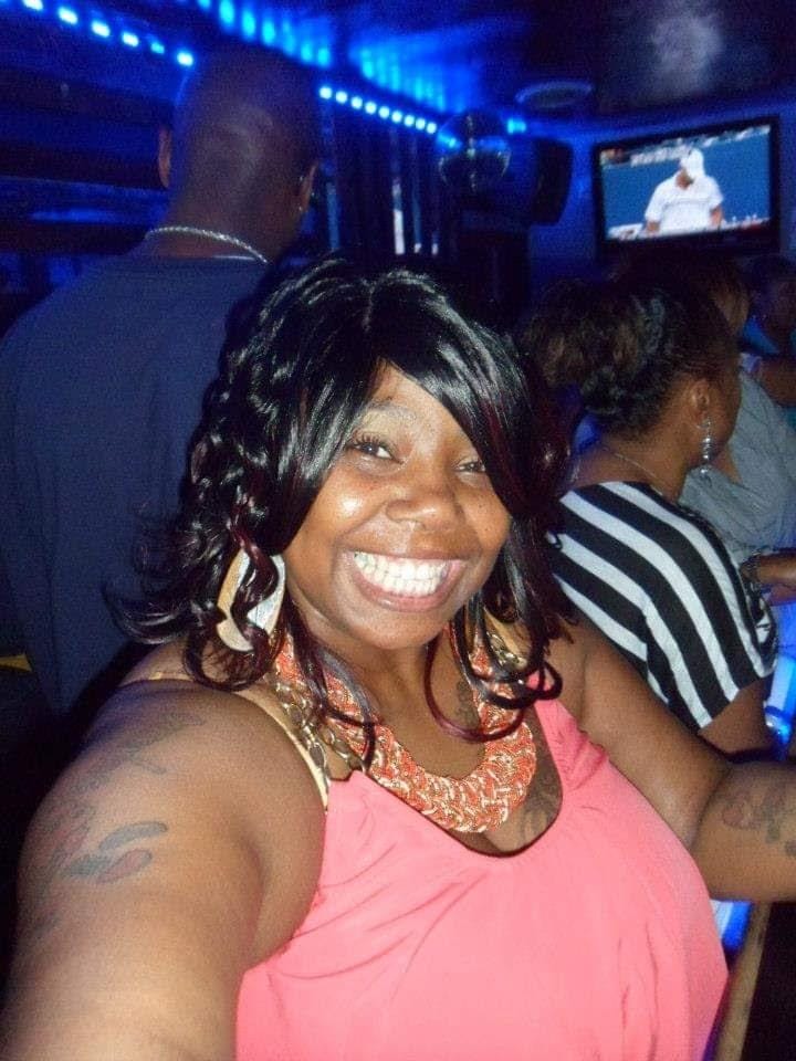 Customer photo review of Model Model Fullcap Wig CARMEN