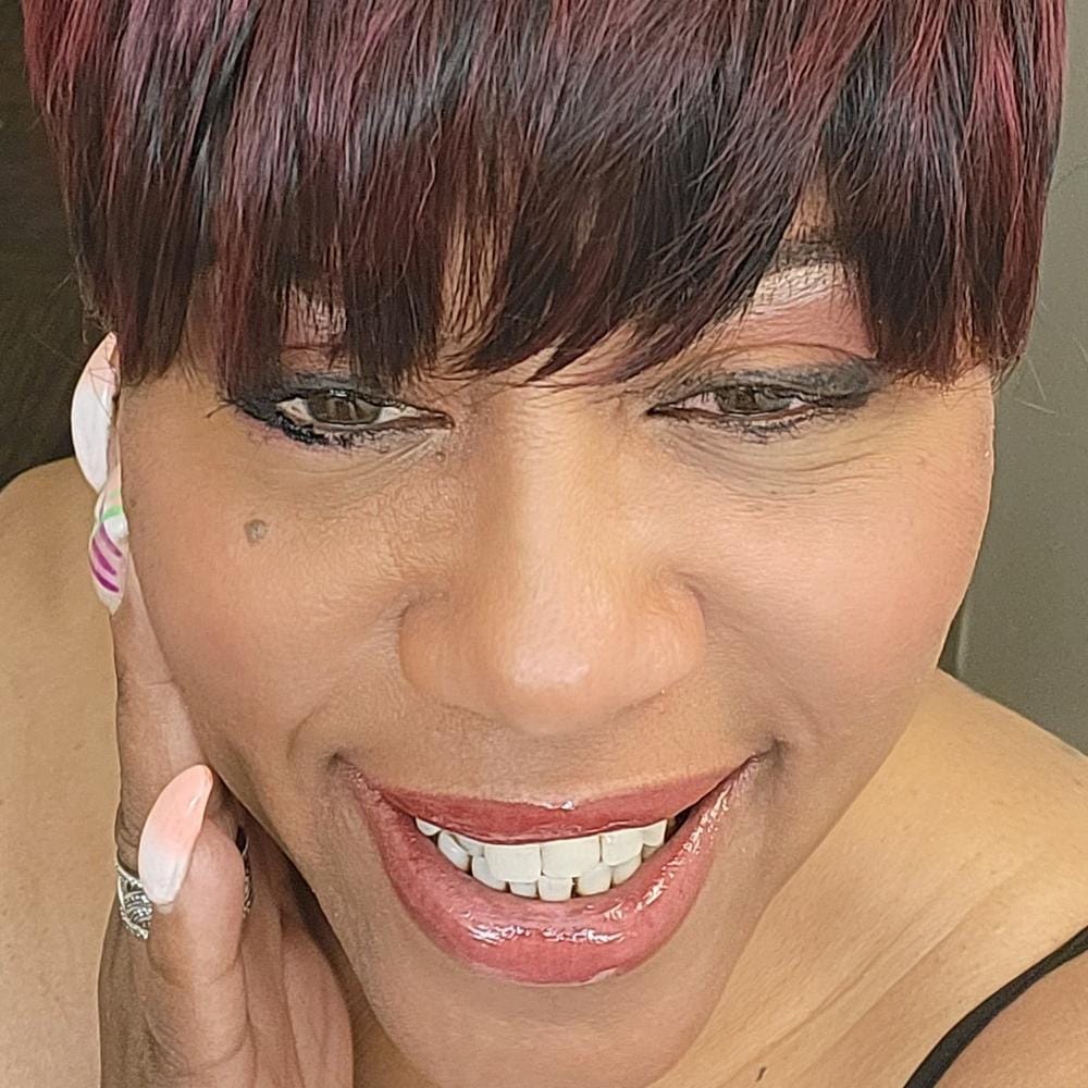 Customer photo review of Outre Wigpop Synthetic Wig NOLA
