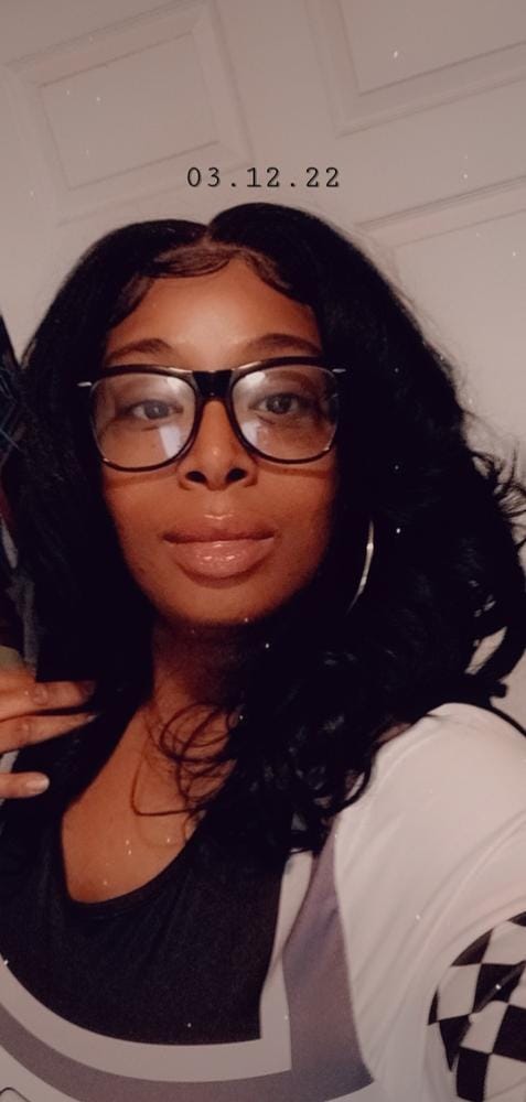 Customer photo review of Outre Perfect Hairline Synthetic HD Lace Wig - JULIANNE