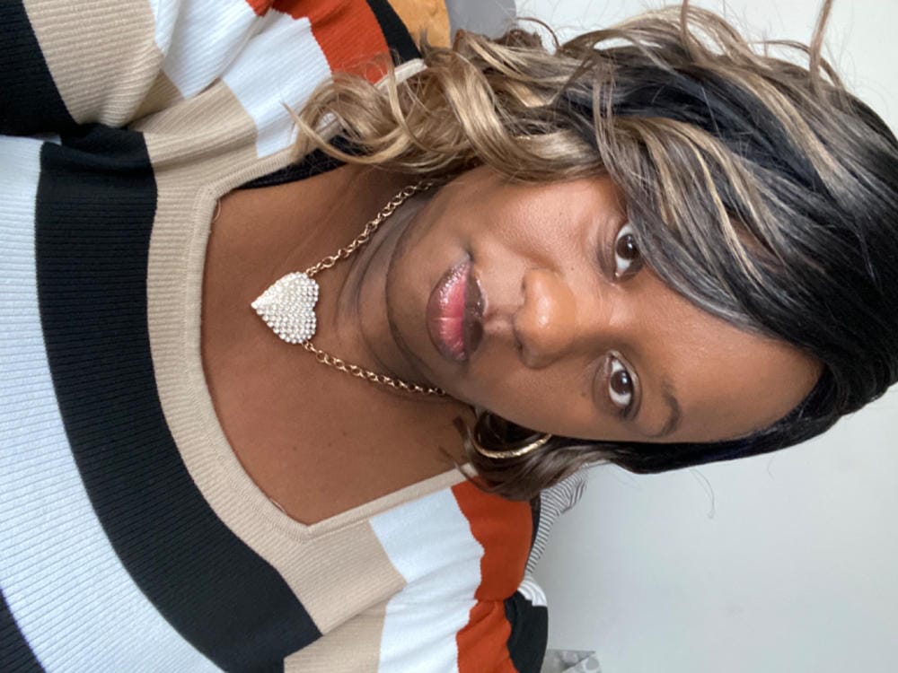 Customer photo review of Zury Sis Synthetic Sassy Lively Spirit Lace Part Wig - SASSY HM-H MILIO