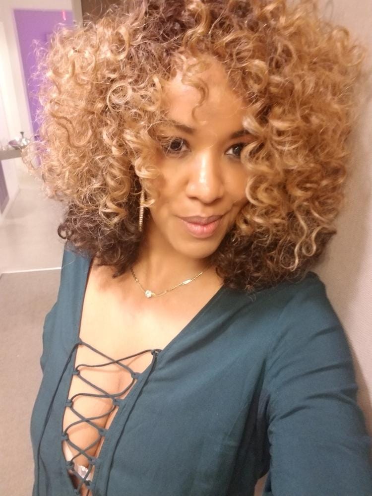 Customer photo review of Vanessa Top Super C Side Synthetic Lace Part Wig - DEKEE