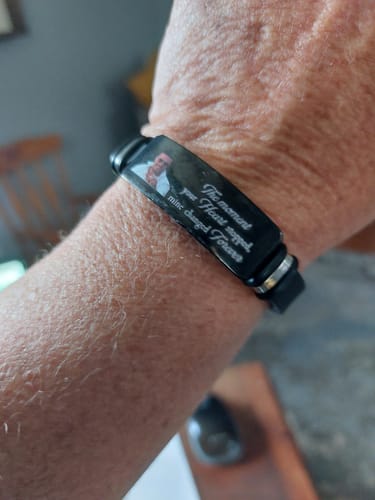Customer photo review of Custom Photo I'm Always With You - Memorial Gift For Family, Friend - Personalized Engraved Bracelet