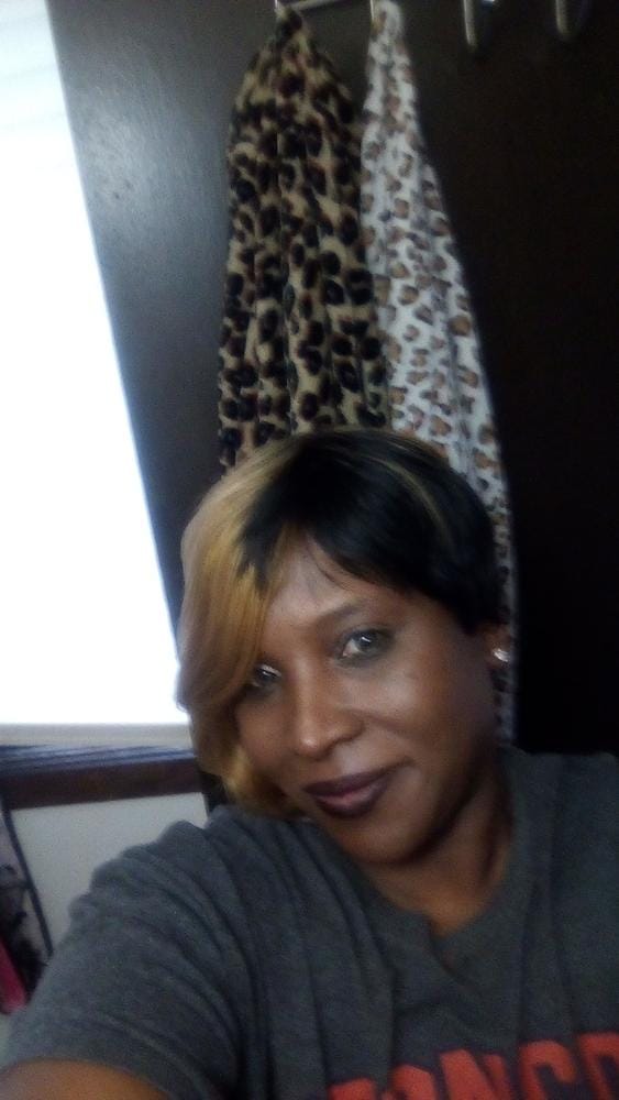 Customer photo review of It's a Cap Weave Human Hair Wig CYNTHIA
