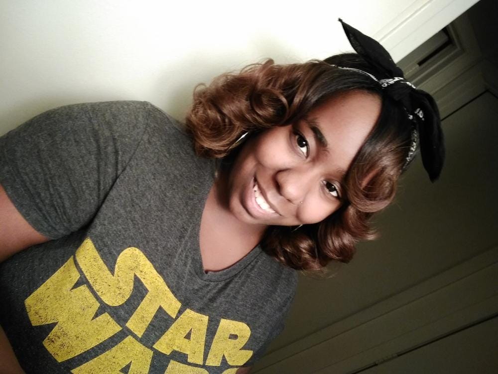 Customer photo review of Vanessa Fashion Synthetic Hair Full Wig - ELVAS