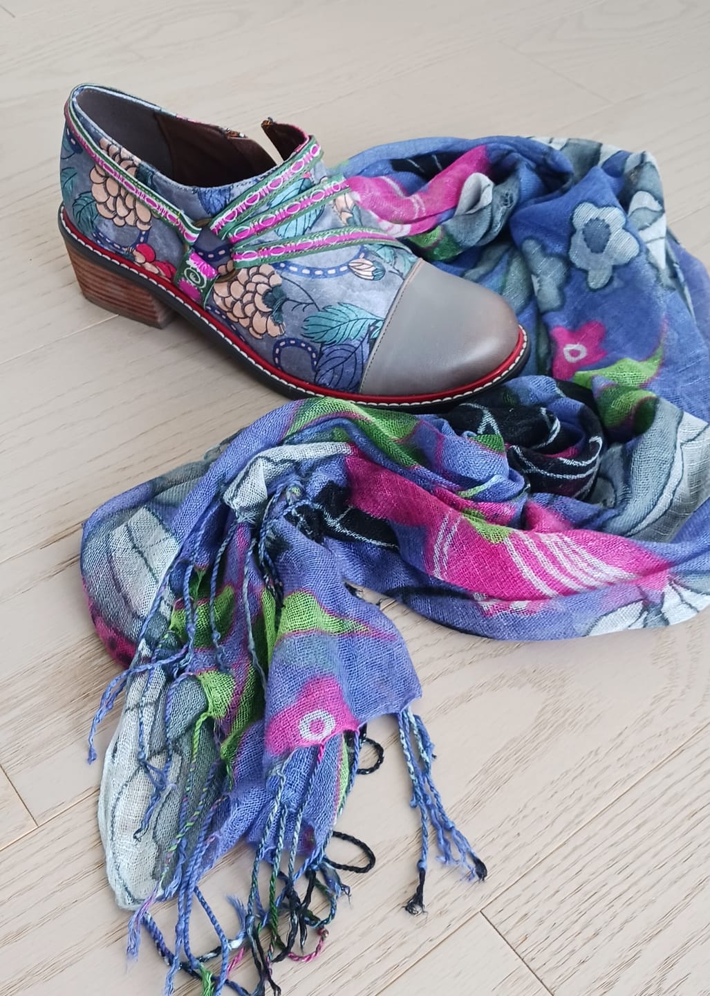 Customer photo review of Hand Painted Leather&Velvet Panels Flat Boots