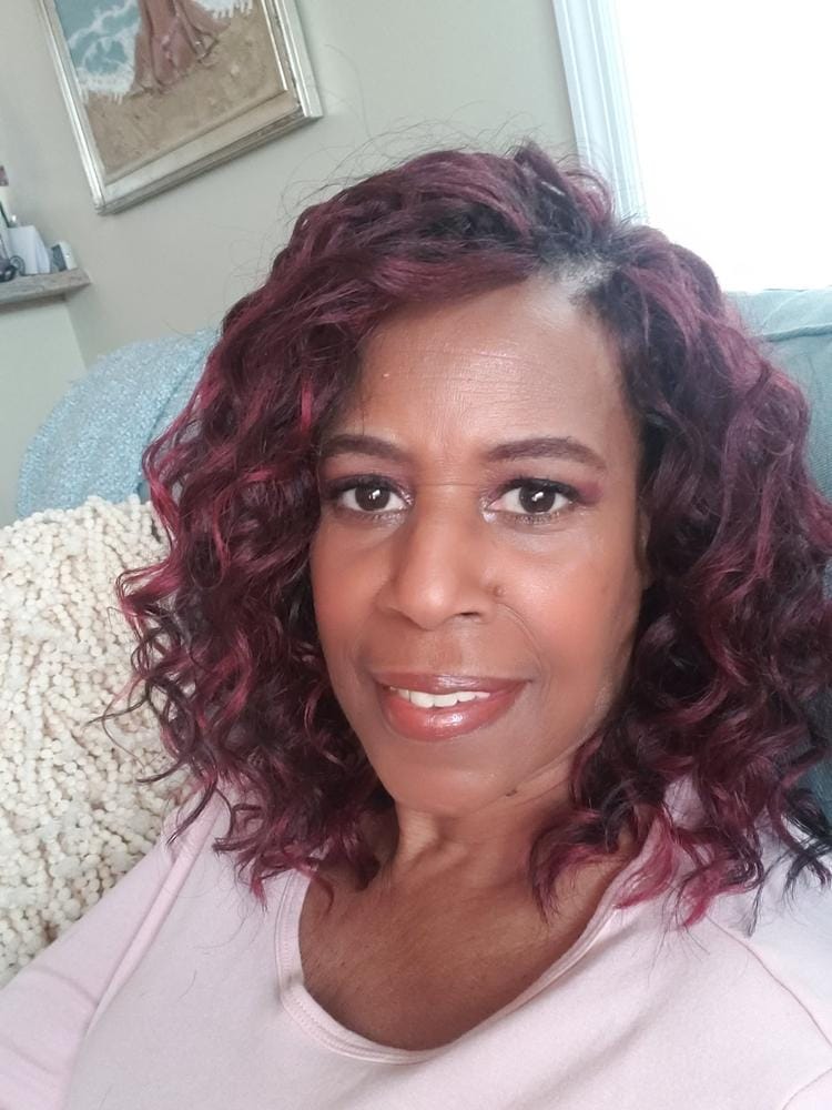 Customer photo review of Freetress Crochet Braid - BEACH CURL 12"-18"