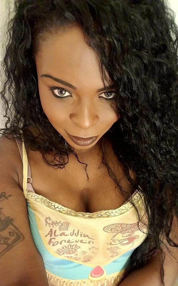 Customer photo review of Sensationnel Instant Weave Half Wig TUSCANY