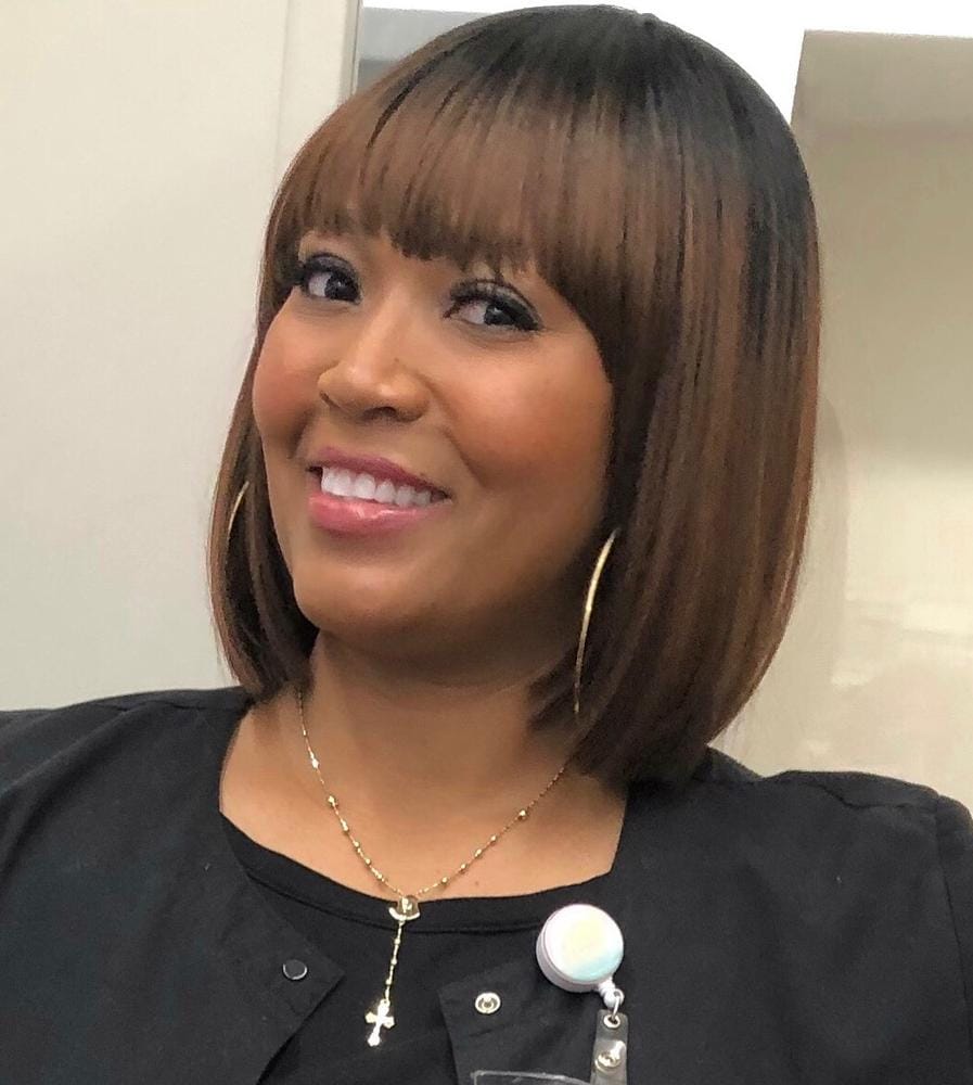 Customer photo review of Model Model Clean Cap Protectif Style Synthetic Hair Wig - NUMBER 17