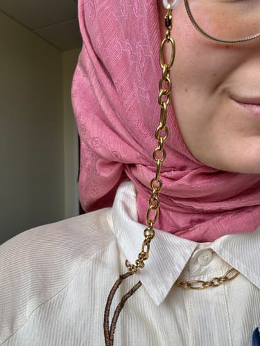 Customer photo review of Clio Glasses Chain