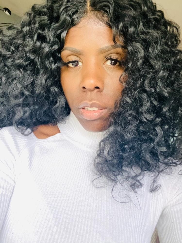 Customer photo review of Sensationnel Butta Lace Synthetic Hair HD Lace Wig - BUTTA UNIT 5