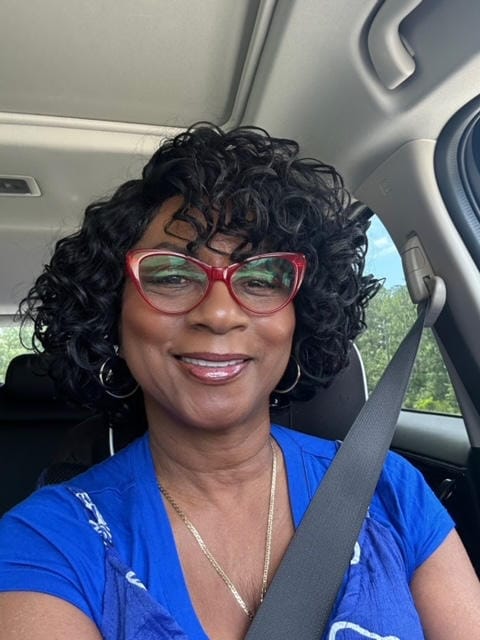Customer photo review of Vanessa Party Lace Deep J Part Fashion Wig - JESSY