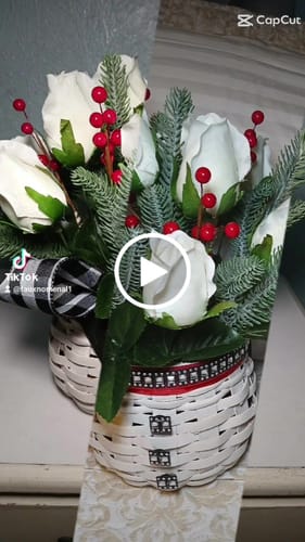 Customer video review of Clearance Bulk 12Pcs Christmas Pine Tree Picks Snowy Pine Needles Branches Twigs Wholesale
