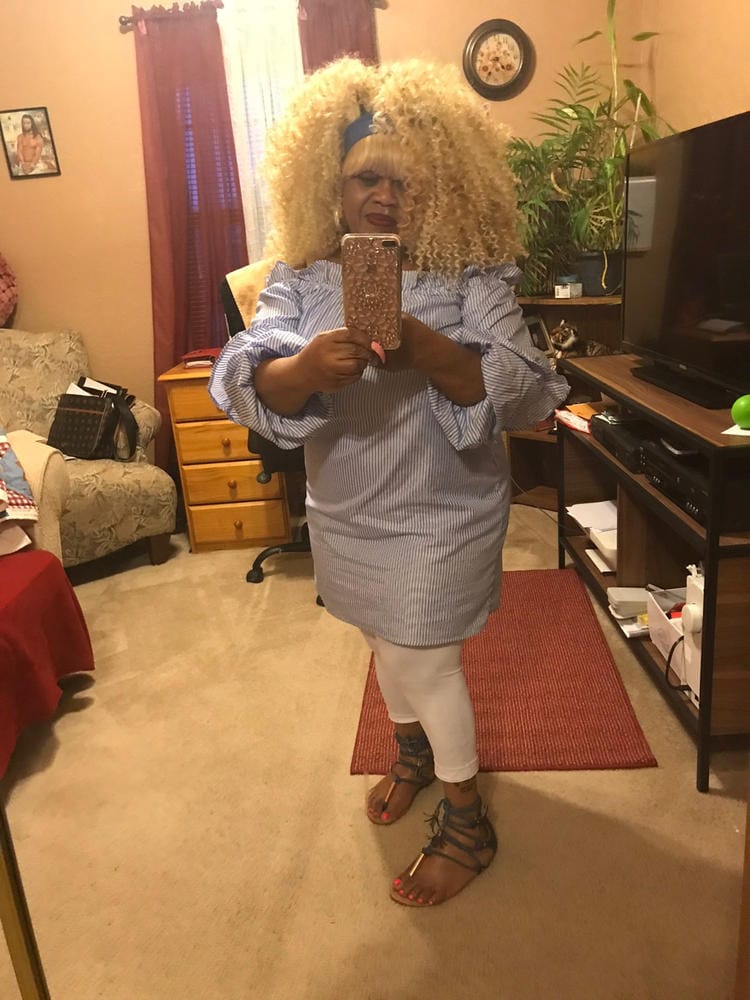 Customer photo review of Outre Synthetic Lace Front Wig Perfect Hairline 13x6 - DOMINICA