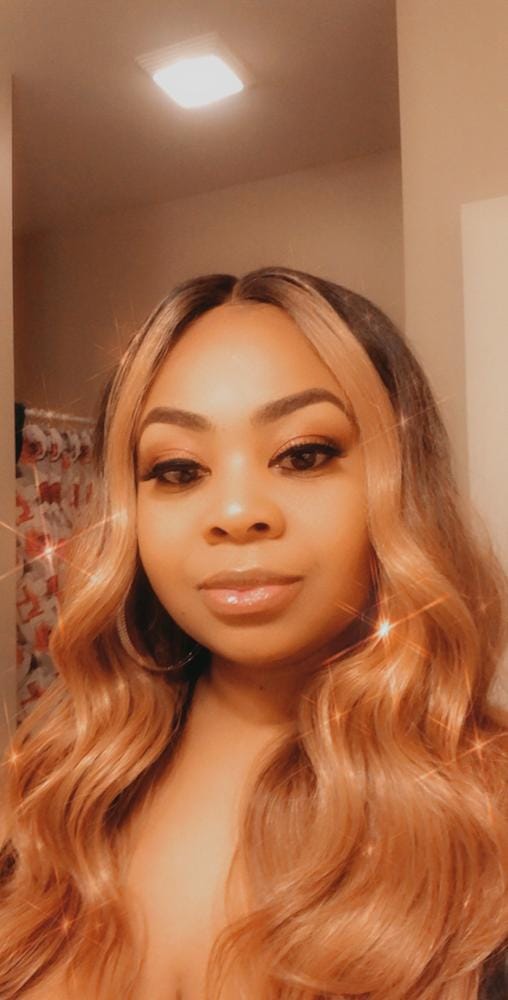 Customer photo review of Outre Synthetic I Part Swiss Lace Front Wig - STEVIE