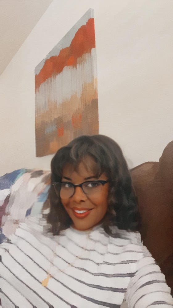 Customer photo review of Freetress Equal Wig SONEL