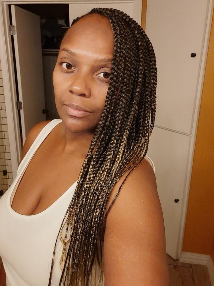 Customer photo review of Outre Synthetic Pre Stretched ULTRA BRAID - XPRESSION 3X 42"