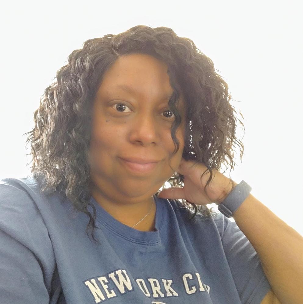 Customer photo review of Outre Synthetic Pre-Plucked HD Transparent Lace Front Wig- GRETA