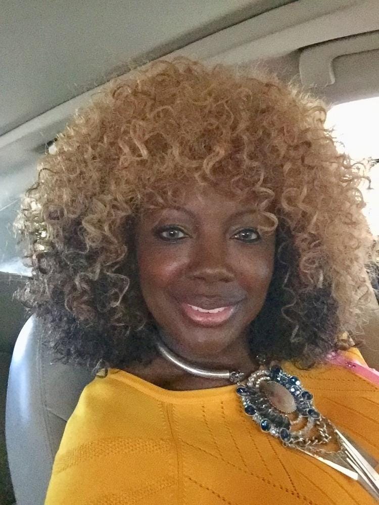 Customer photo review of Vanessa Wig SUPER DIANA