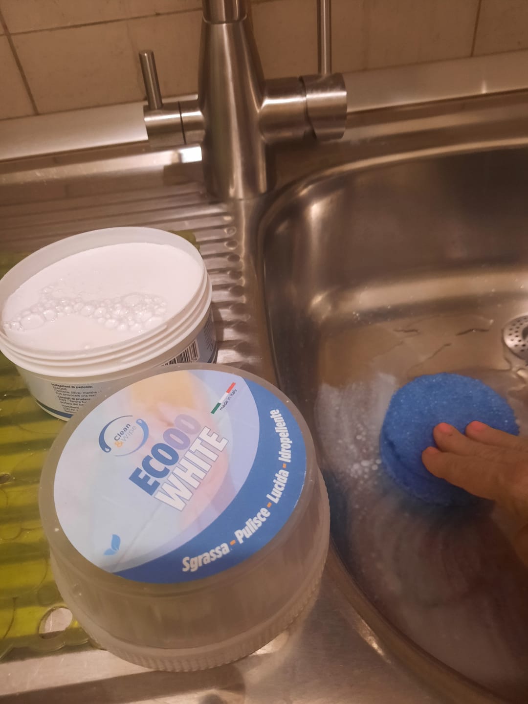 Customer photo review of Ecooo White Detergente Universale - Pasta Pietra Bianca Pulente