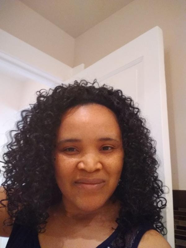 Customer photo review of Motown Tress Quick n Easy Half Wig - QE.BLING