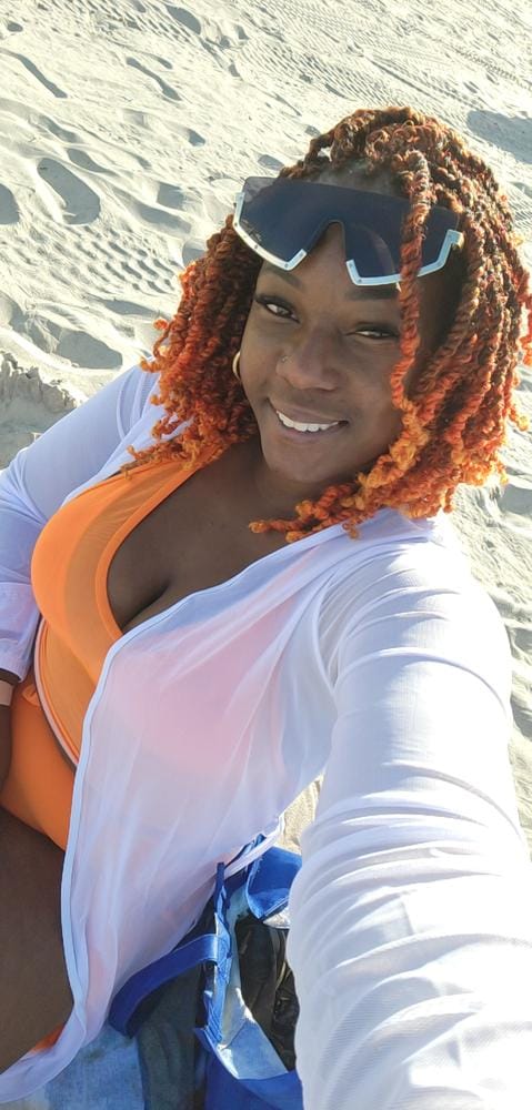 Customer photo review of Outre X-Pression Twisted Up Crochet Braid - 3X SPRINGY AFRO TWIST 16"